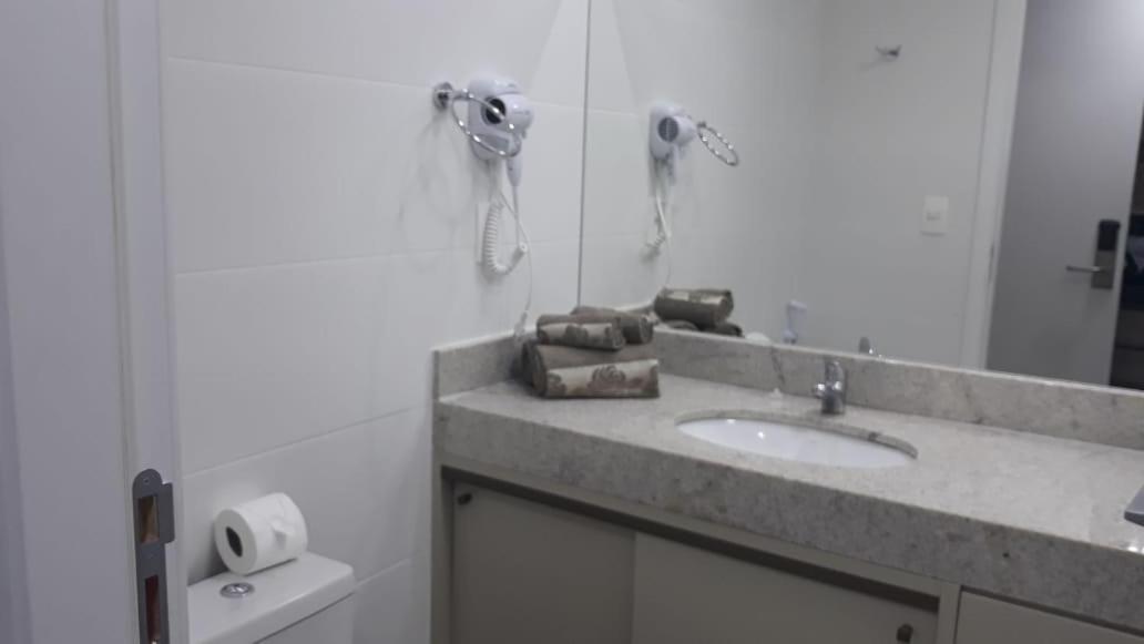 Flat Em Cabo Frio Aparthotel Bagian luar foto